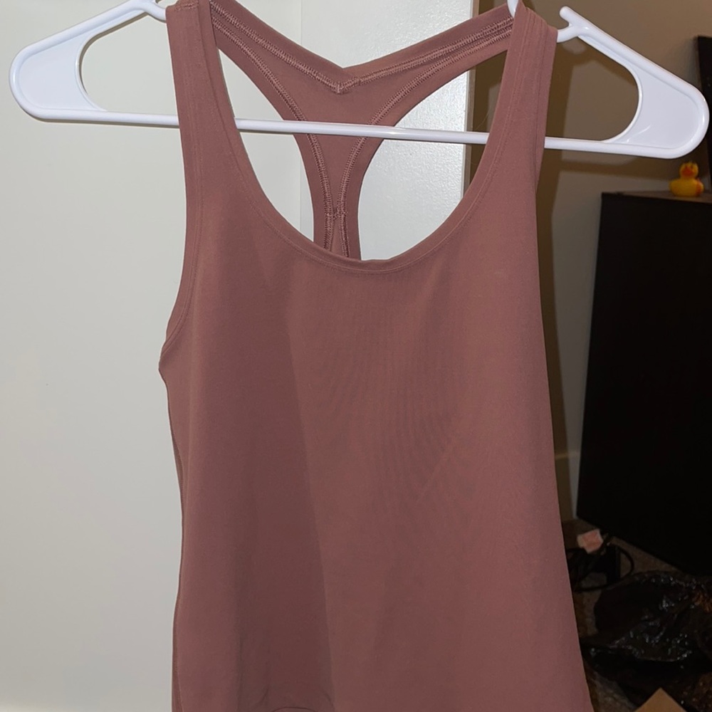 Lululemon size 6 cool racer racer back short tank